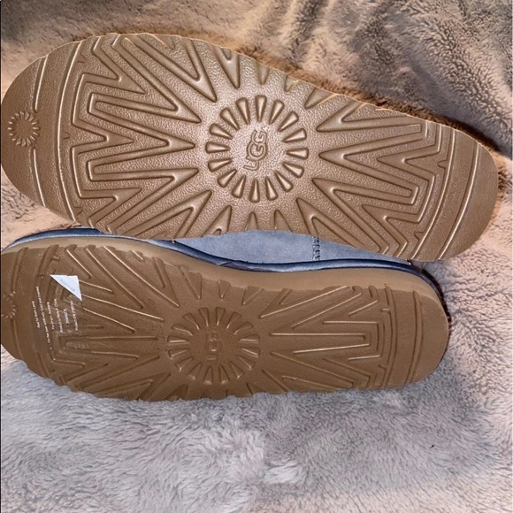 Ugg Mini Bling Boot - Picture 5 of 5